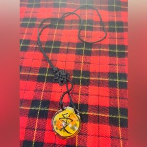 Elegant Black and Yellow Pendant Necklace